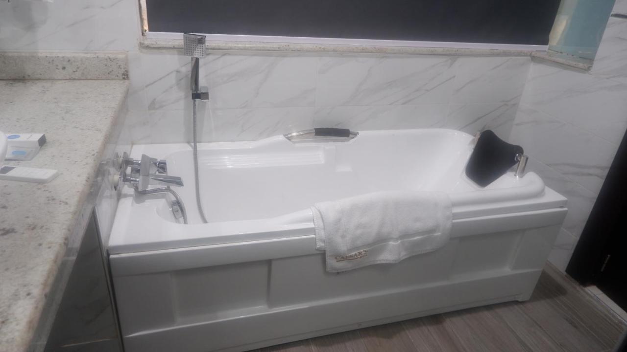 Caesar'S Luxury Hotel Lekki Exterior foto